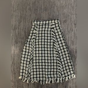 SIZE 4 TWEED MIDI SKIRT NEVER WORN